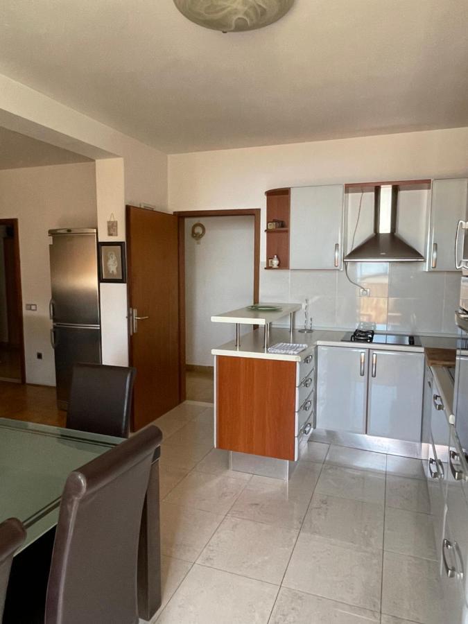 Apartment Iva Podstrana Luaran gambar