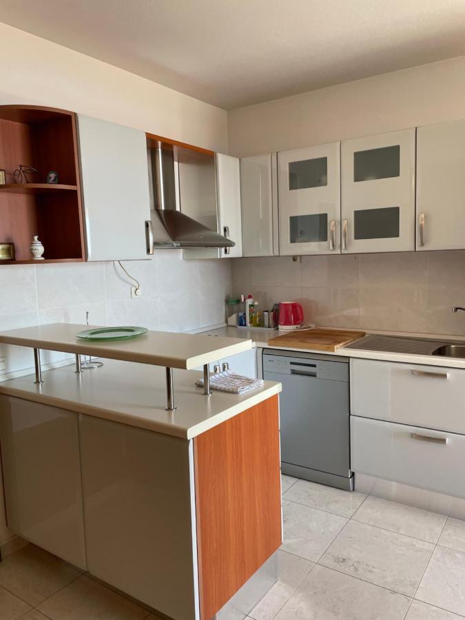 Apartment Iva Podstrana Luaran gambar