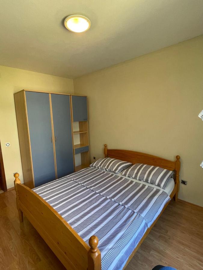 Apartment Iva Podstrana Luaran gambar